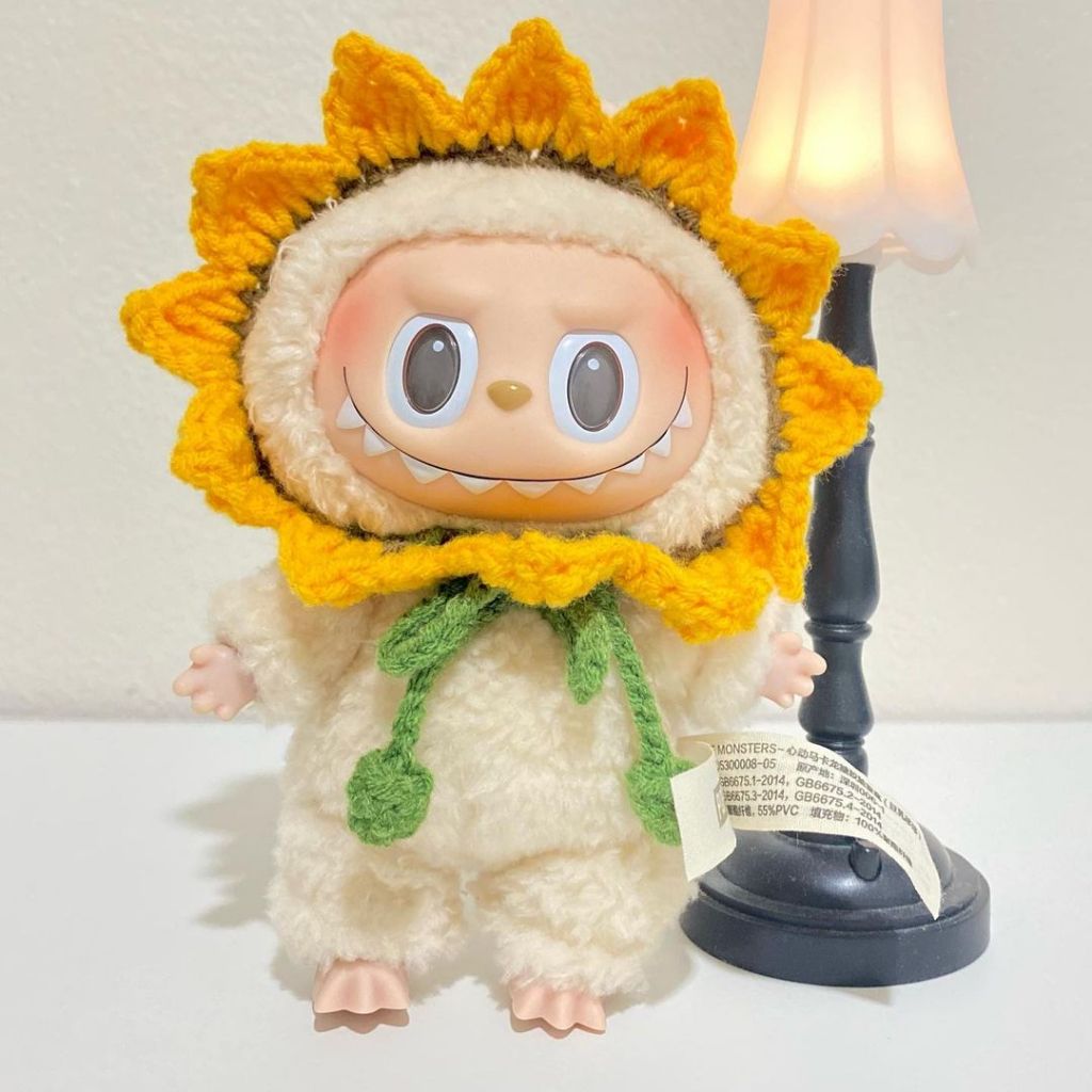 [ชุดตุ๊กตา] LABUBU ชุดลาบูบู้ หมวกทานตะวัน ชุดน้องบู้น่ารักๆ