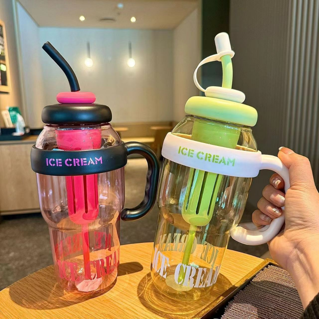 กระบอกน้ำ 1300 มล. 🍦รุ่นICECREAM🍦  แก้วน้ำ มีหูจับ มีตัวกรอง 2 ชั้น ซิลิโคนอย่างดี ส่งจากไทย