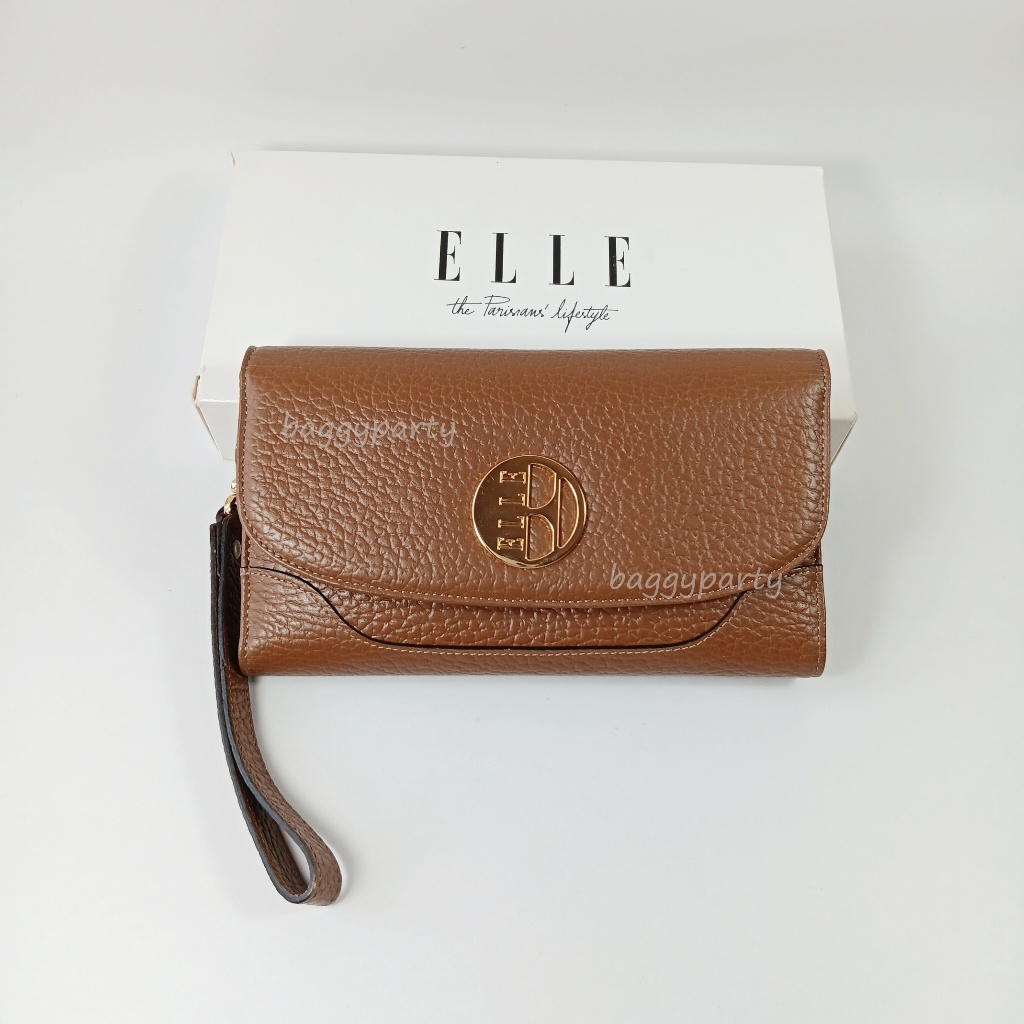 ELLE แท้!! กระเป๋าสตางค์ผู้หญิงใบยาว สามพับ สีน้ำตาล หนังลาย หนังนิ่ม อะไหล่สีทอง มีสายคล้องมือ