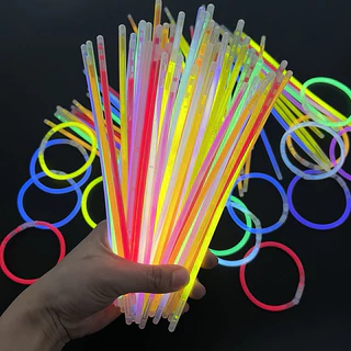 🔥พร้อมส่งยกกล่อง100ชิ้น แท่งไฟเรืองแสง แท่งเรืองแสง ไฟเรืองแสง ของเล่นเรืองแสง กำไรเรืองแสง แท่งหักเรืองแสง เส้นเรืองแสง