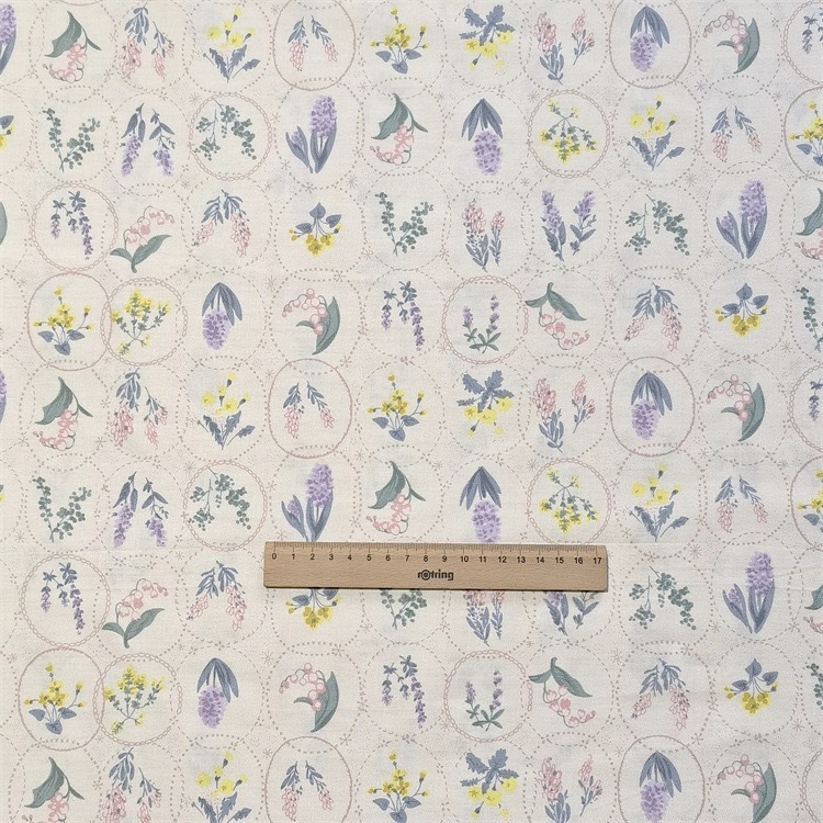 ผ้าคอตตอน 100% ทอทวิล หน้ากว้าง 2.35 เมตร ตัดขายเป็นเมตรๆ พิมพ์ลายดอกลาเวเดอร์