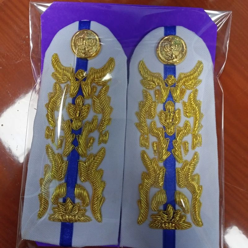 บ่าชุดขาว นายกเทศมนตรี/รองนายก/สมาชิก
