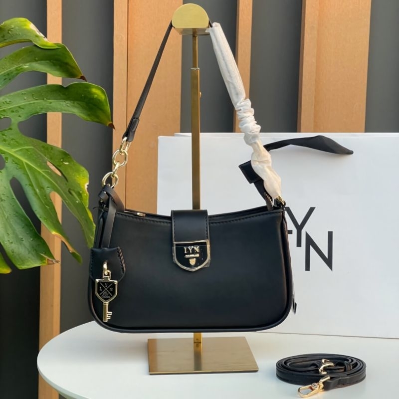 🌈พร้อมส่ง 𝐋𝐘𝐍 RE-EDIT Ray ATELLA Bag กระเป๋าทรงพอช-สะพายข้าง​ สาย​ 2 เส้น