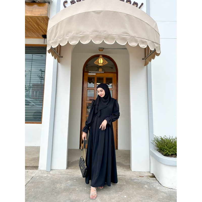 Unnee collection dress