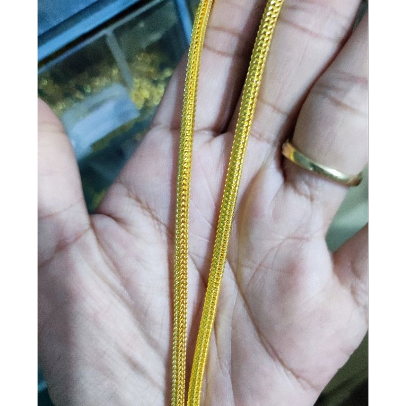 38สร้อยคอลายแปดเหลี่ยมเบาหนัก1บาทและ2บาท แถมฟรีตะขอเพิ่ม1ชิ้น งานตันแน่นทองหุ้มสวยเหมือนจริง งานดีมีคุณภาพเกรดพรีเมียม