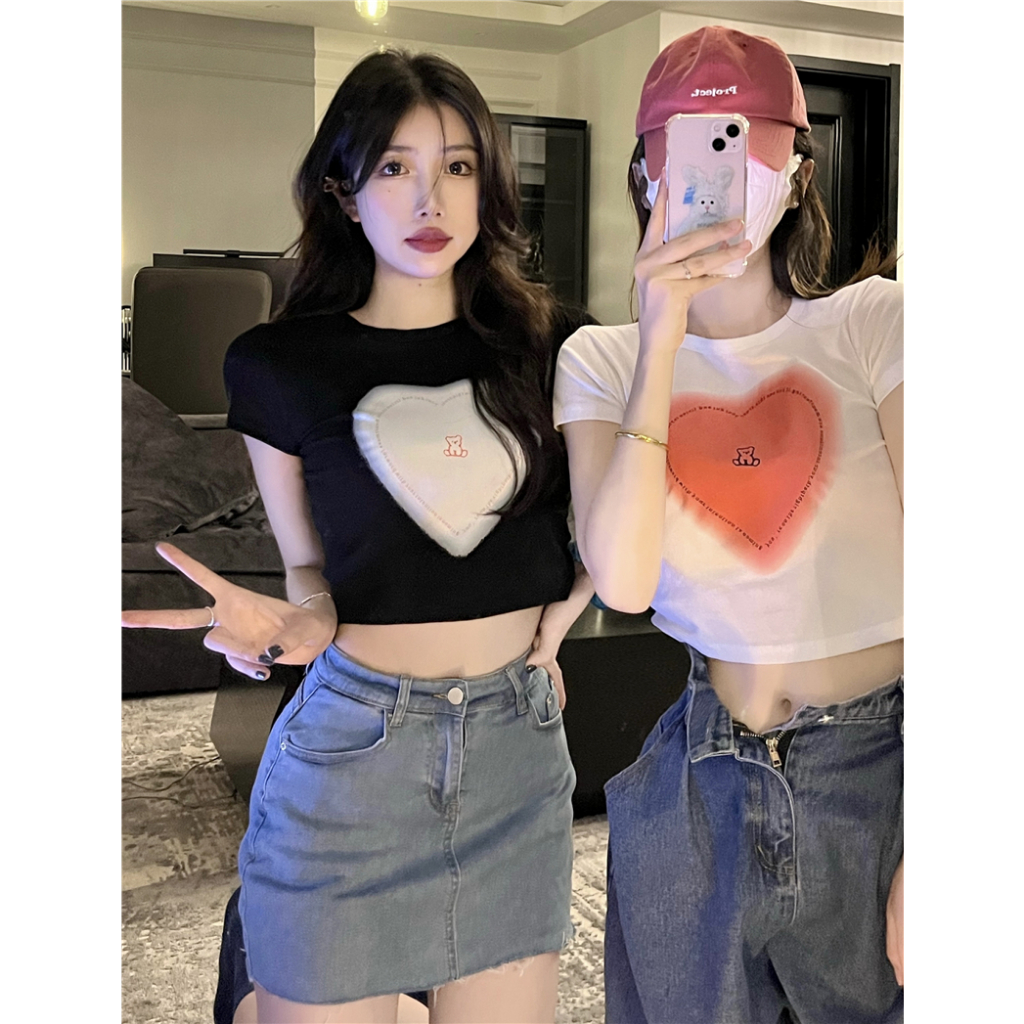 MC168 เสื้อy2k แฟชั่นผู้หญิง คอกลม แขนสั้น สกรีนลายแน่น ผ้าร่องอย่างดี ใส่สบาย สีขาว T -shirt