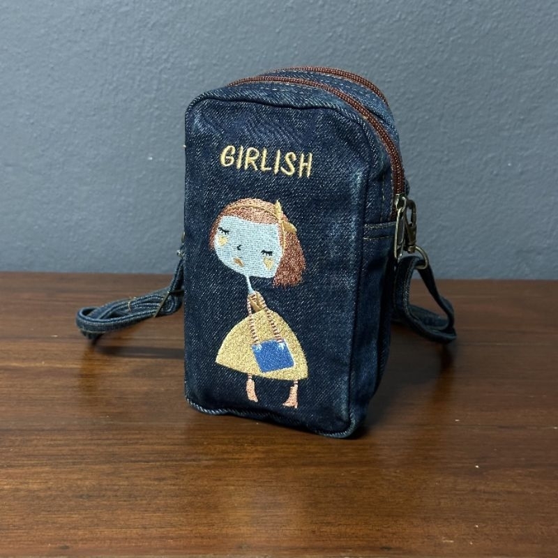 AEIOU No.264 กระเป๋ายีนส์สะพายข้าง Girlish ทรงโฟน รุ่นตุ๊กตา สินค้าลิขสิทธิ์แท้