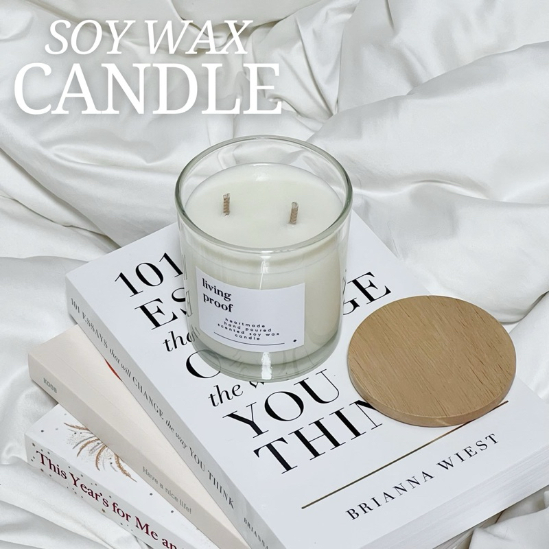 Living Proof เทียนหอมไขถั่วเหลือง พร้อมฝาไม้