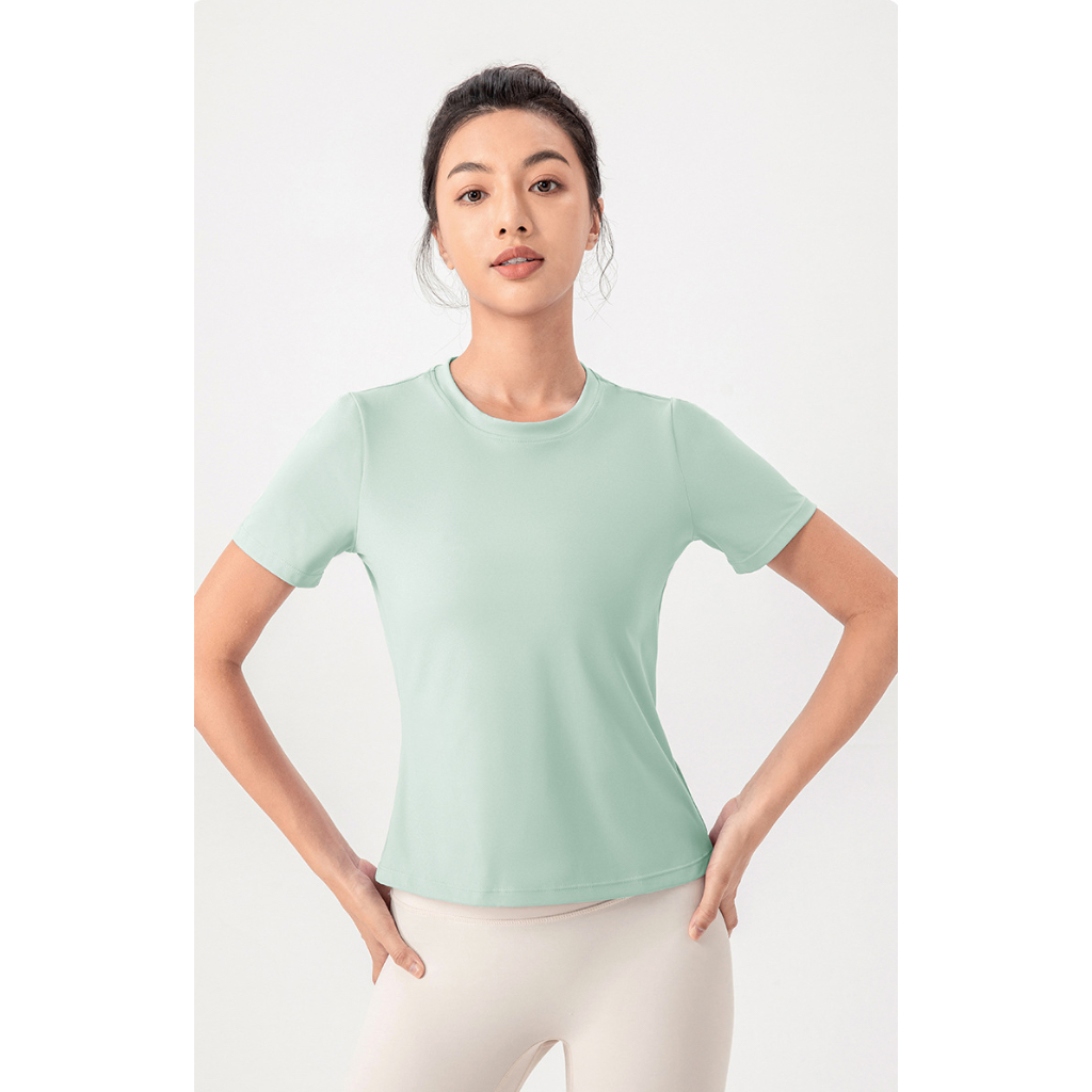 เสื้อออกกำลังกายผู้หญิง (พร้อมส่ง)