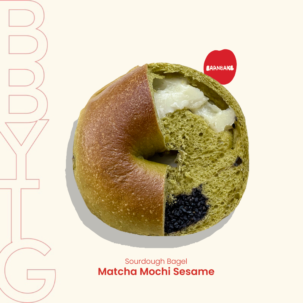 Sourdough Bagel Matcha 2 tone (ขนมปังเบเกิลมัทฉะโมจิงาดำ)
