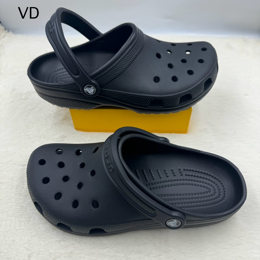รองเท้า crocs เบานิ่มใส่สบายไม่เจ็บเท้า สินค้ามาใหม่มีทุกไซด์นะครับ รองเท้าเพื่อสุขภาพ