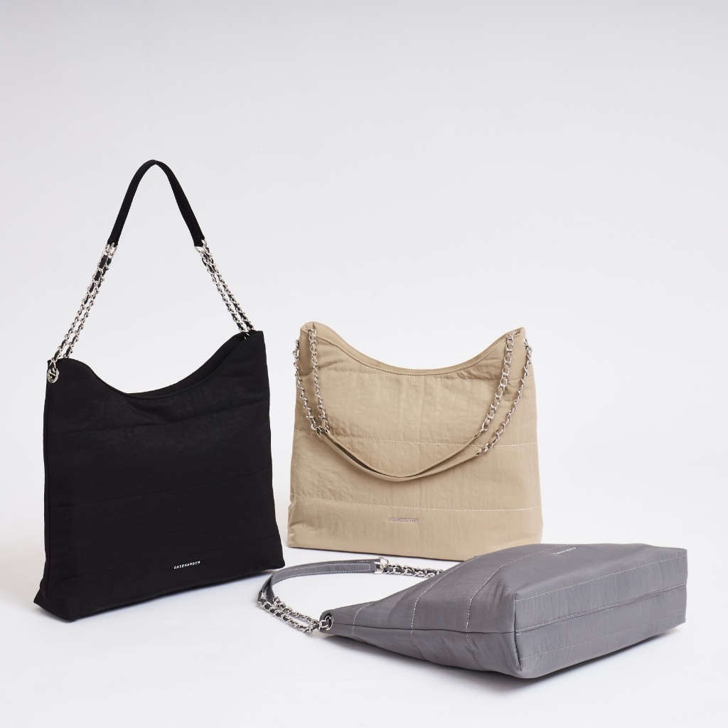 (ใช้โค้ด:10DDHBD12ลด119.-) Caseharden Workaholic Bag กระเป๋าสะพายผ้าไนลอนใบใหญ่ 