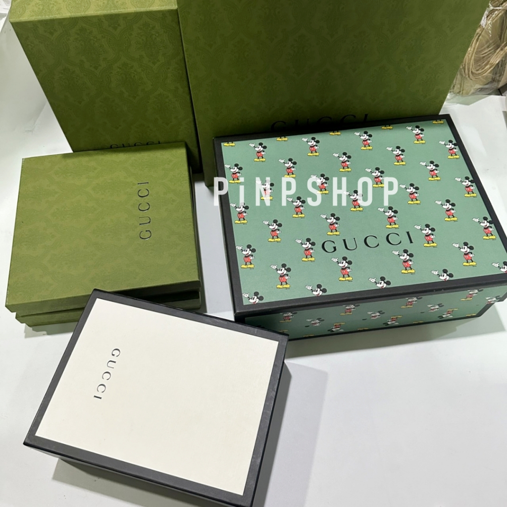 Box Gucci x disney mickey มิกกี้ กล่อง กระเป๋า กระดาษ รองเท้า กุชชี่ ของแท้ แบรนด์เนม กล่องของขวัญ เขียว ขาว
