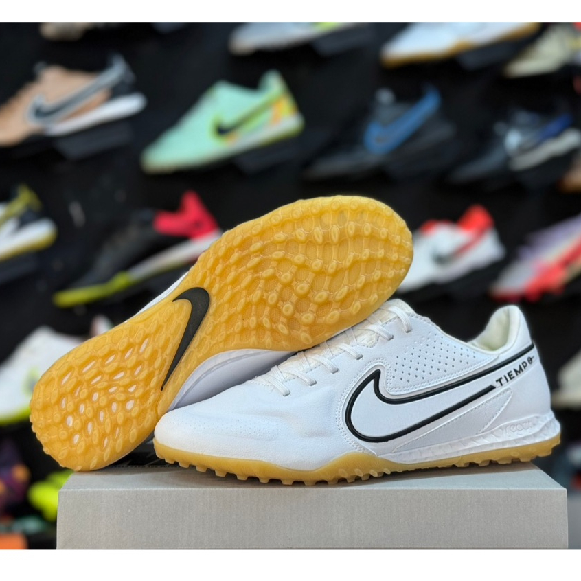รองเท้า ฟุตบอล NIKE TIEMPO LEGEND 9 ร้อยปุ่ม 100ปุ่ม ถ่ายจากสินค้าจริง ใส่ไม่ได้เปลี่ยนได้ ฟรีถุงผ้า + ดันทรง + กล่อง