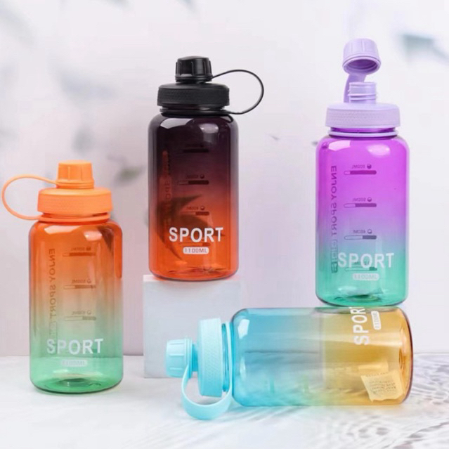 Quifit ขวดน้ํา ปากกว้าง ฝาพับ ไม่มีหลอด ทําความสะอาดง่าย (2.2 ลิตร) สําหรับยิมกลางแจ้ง