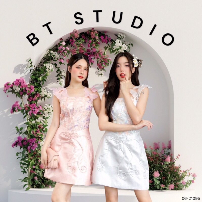 06-21095 เดรสสั้นกริตเตอร์ผีเสื้อ