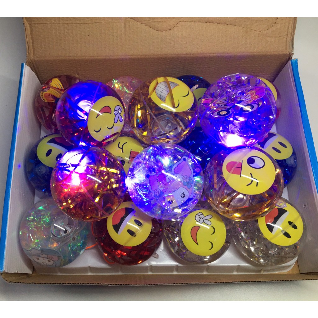 ขายขาดทุน!!! ลูกบอลเด้งดึ๋งไม่มีไฟ ขนาด 65mm ของเล่นเด็ก ลูกบอล ลูกบอลเด้งดึ๋งไม่มีไฟ ขอคละลายไปนะคะ สวยทุกลาย 27-1070