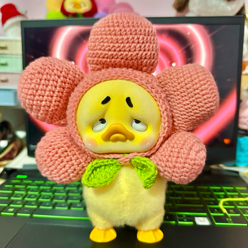 ชุดupsetduck ชุดเป็ดหน้าบึ้ง เป็ดหน้าบูด(กลีบลายT)