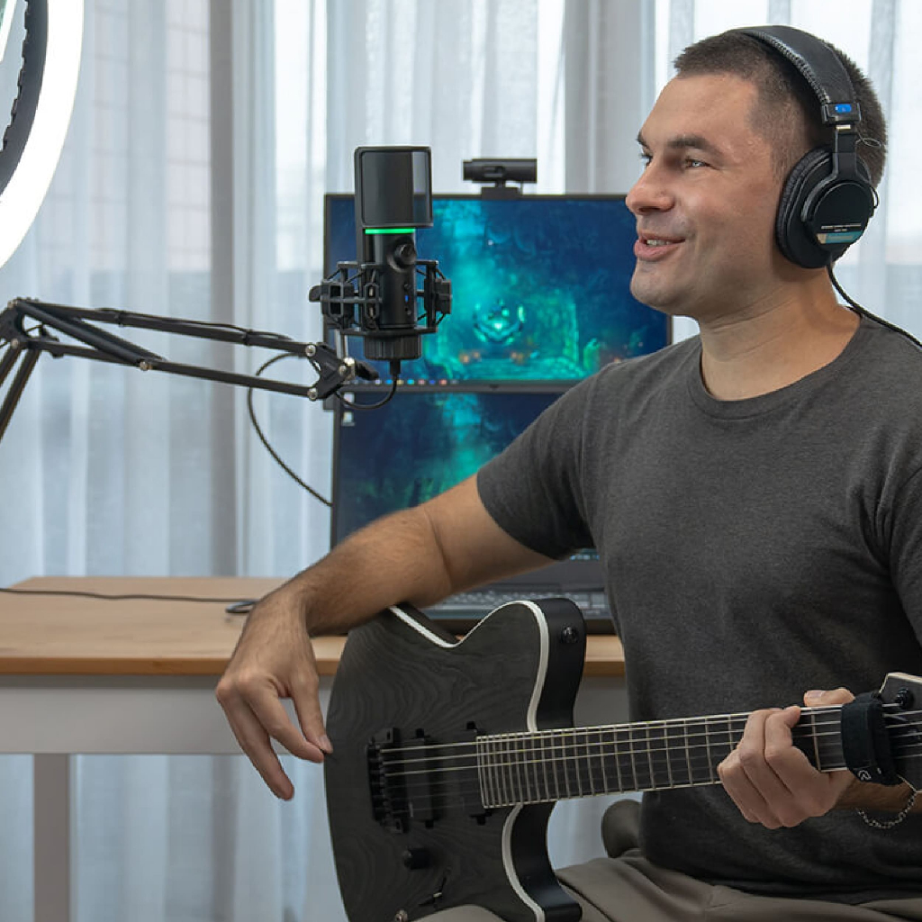 Streamplify MIC Arm Microphone Black ไมโครโฟน RGB พร้อมขายึดโต๊ะ