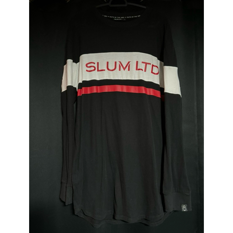เสื้อจัมเปอร์ SLUM LTD