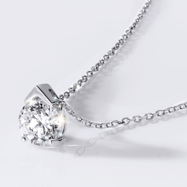 SWAN - Round V Prong Necklace สร้อยคอยาวเงินแท้ พร้อมจี้ฝังเพชร Cubic Zirconia