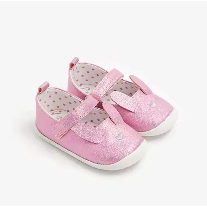 รองเท้าเด็ก Mother Care size UK3 EUR19 ความยาวเท้า 115 มิลลิเมตร