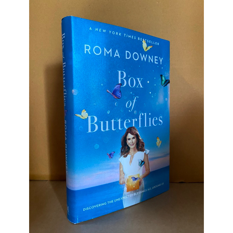 (พร้อมส่ง)หนังสือภาษาอังกฤษ ;Box of Butterflies by Roma Downey (T1)