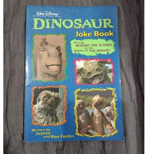 DINOSOUR  JOKE  BOOK
