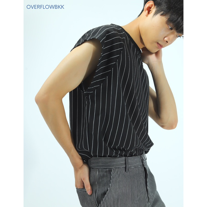 OVERFLOW BKK - เสื้อฮูดแขนกุด -เสื้อแขนกุด