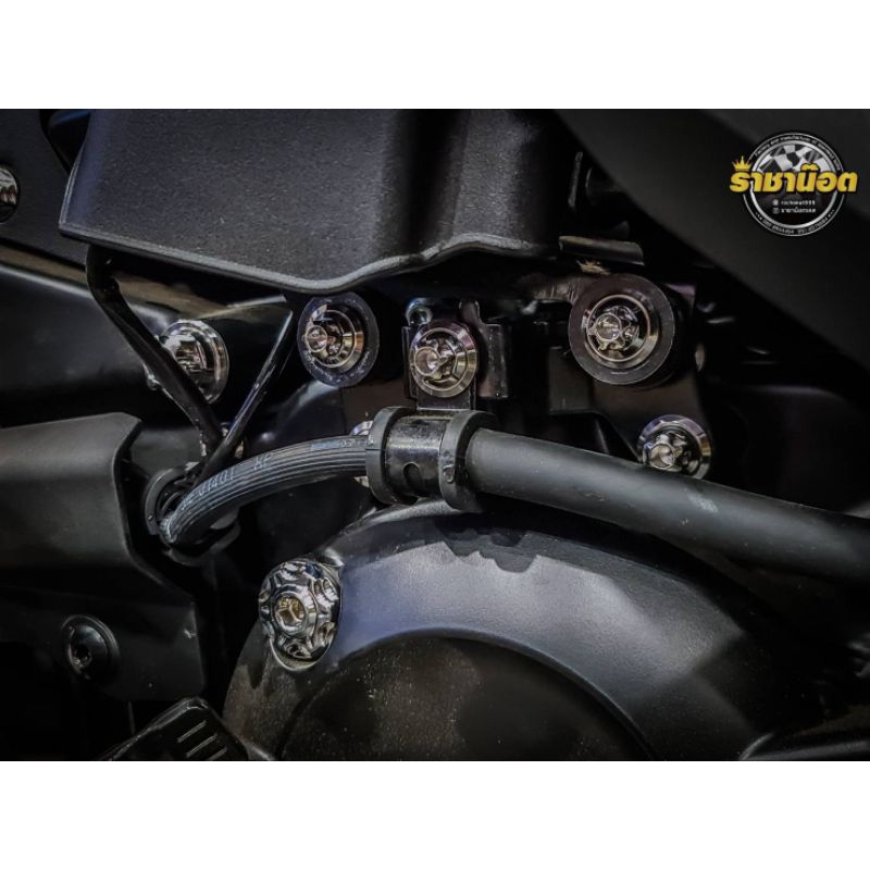 น๊อตยึดคอยล์ไฟforza 350/ adv 350ราคาต่อ 1 ชุด(สีเงิน)