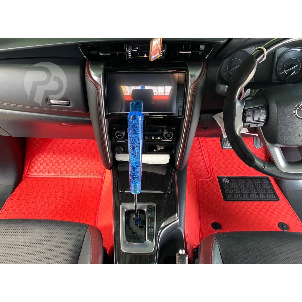 พรมปูพื้นรถยนต์เข้ารูป Toyota Yaris Ativ 4D  2017-2025 ลายP