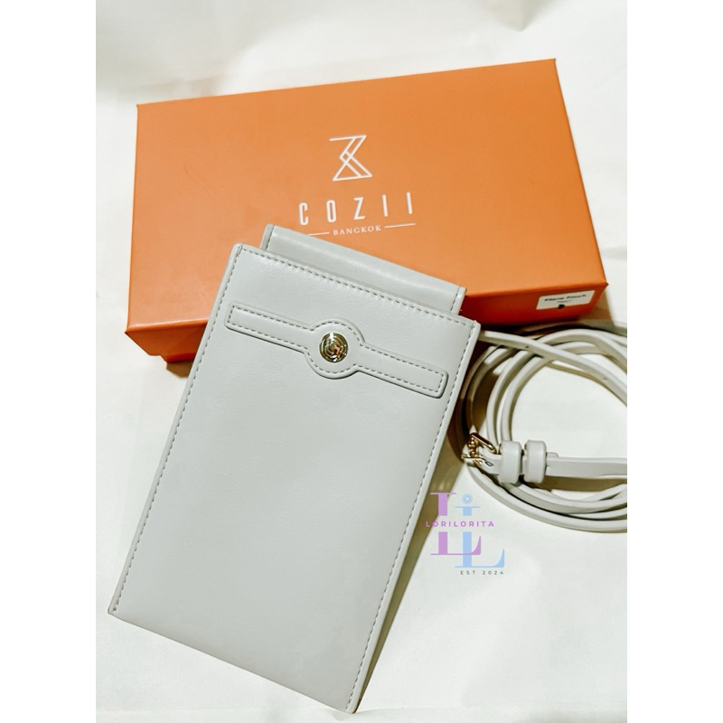 ส่งต่อ Coziibag : รุ่น Phone Pounch สี Ivoly ใหม่มากไม่มีตำหนิ