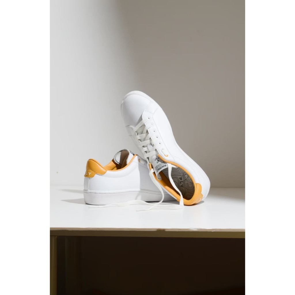 PLY Sneakers รุ่น I AM ORIGINAL (YELLOW) รองเท้าผ้าใบ