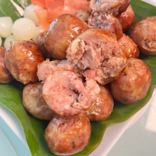 ไส้กรอกอีสาน[หมูล้วน]ไขมันต่ำ รสชาติพรีเมี่ยม ไม่ใส่สารทุกชนิด (เปรี้ยวที่ปลายทาง)