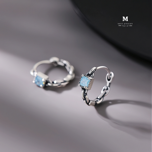 MEET💕ต่างหูพลอย Blue square ต่างหูเงิน ตุ้มหูสวยๆ ต่างหูแฟชั่น ตุ้มหูเงิน ดีไซน์เรียบหรู ตุ้มหูพลอย รูปที่ 7