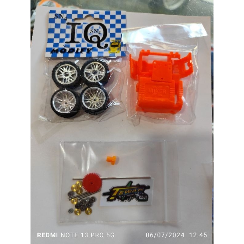 ชุดล้อแต่งพร้อมอุปกรณ์ครบชุดลูกปืน6ลูกใส่รถกระป๋องตราเพชรชุดละ320บาทครับ