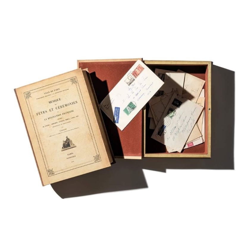 (PUEBCO) EMPTY BOOK storage box กล่องเก็บของทรงหนังสือ