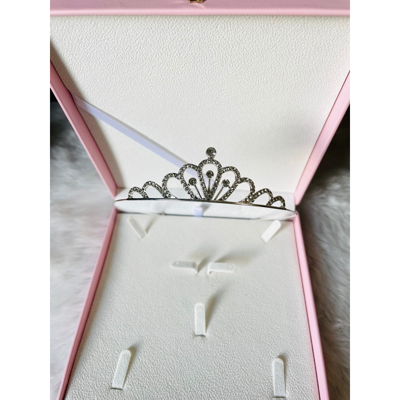 ที่คาดผมมงกุฎกิ๊บติดผมเจ้าหญิงใส่ได้ทั้งเด็กและผู้ใหญ่มงกุฏที่คาดผม ประดับคริสตัล พลอยเทียม - รูปที่ 4