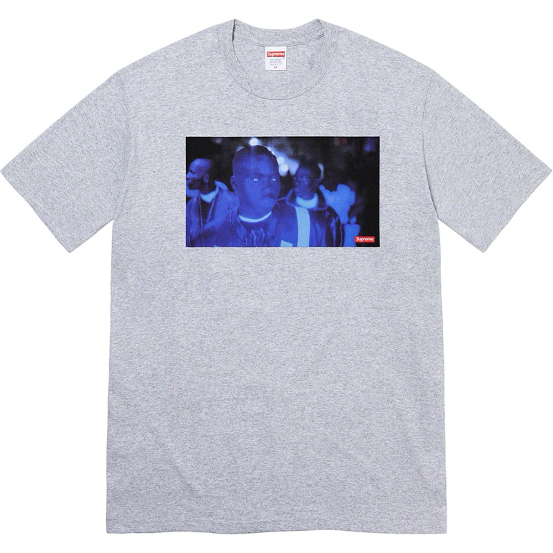 ใหม่พร้อมส่ง ของแท้ เสื้อยืด Supreme America Eats its young tee heather grey colorway