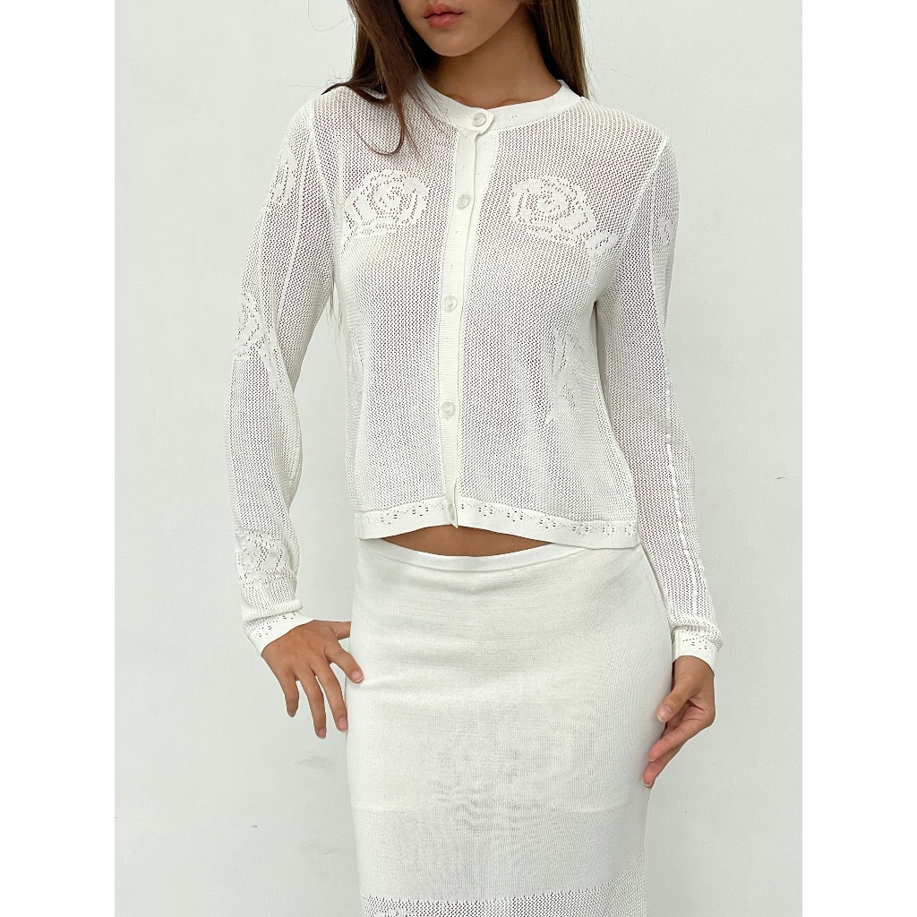 คาร์ดิแกนผ้านิตทอดอกกุหลาบ Rush Official Rosanne Cardigan ทอครอเชต์ ลายน่ารักมาก