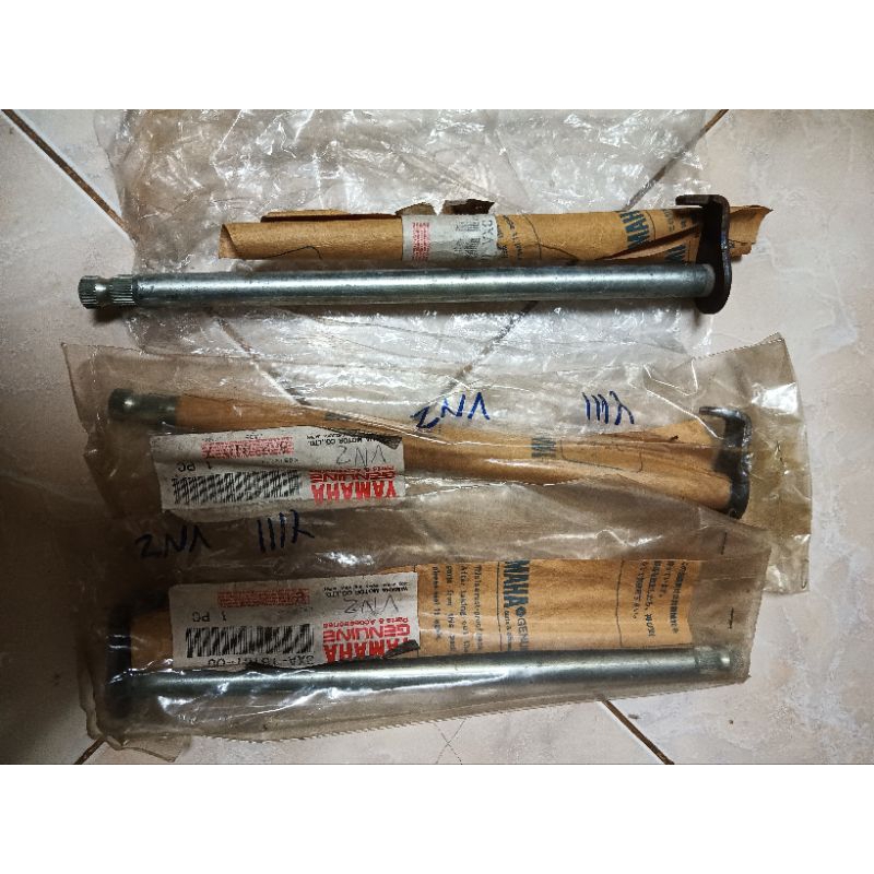 3XA-18101-00 แกนเกียร์ Yamaha Y111 แท้ศูนย์