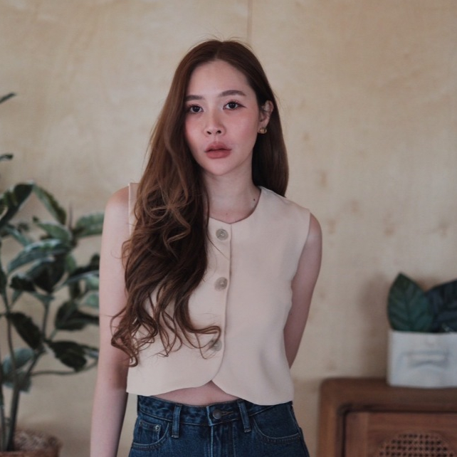 [โค้ดช้อปปี้ 30% ลดเหลือ 315 บาท] MERR THAILAND - เสื้อแขนกุดสีพื้น เสื้อ vest