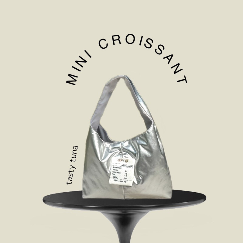 Wyllabrand กระเป๋าผ้า Mini Croissant Tasty Tuna