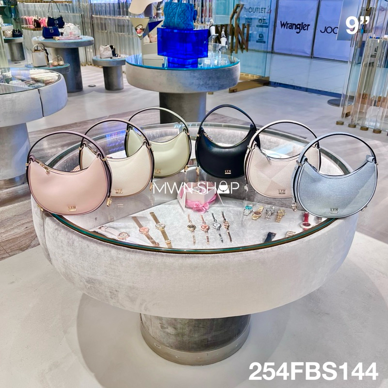 Lyn มีโค้ดลด30% finery shoulder m กระเป๋าสะพายไหล่ ของแท้จากชอป