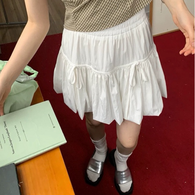 (พร้อมส่ง) Clothestoryy - Balloon Skirt กระโปรงบอลลูน ผูกโบว์ เอวสม็อค