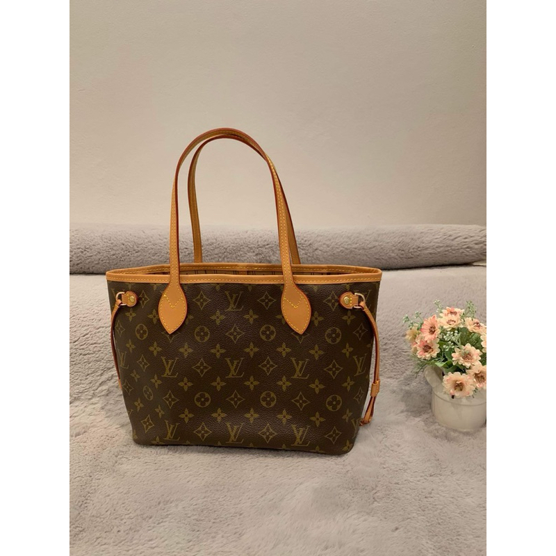 กระเป๋า LV neverfull PM  แท้💯