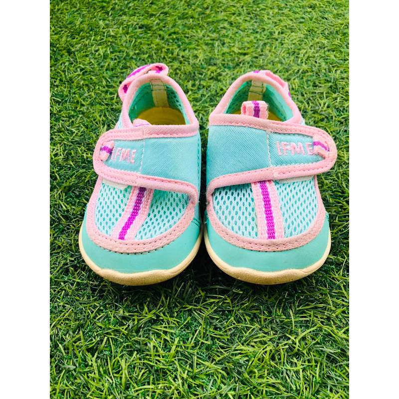 รองเท้าผ้าใบเด็ก แบรนด์ IFME มือสอง