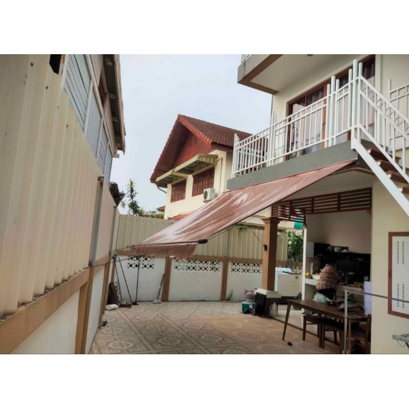 กันสาดชักรอก กว้าง 4เมตร ผ้าใบใยแก้วหนา0.4 มีขาค้ำ