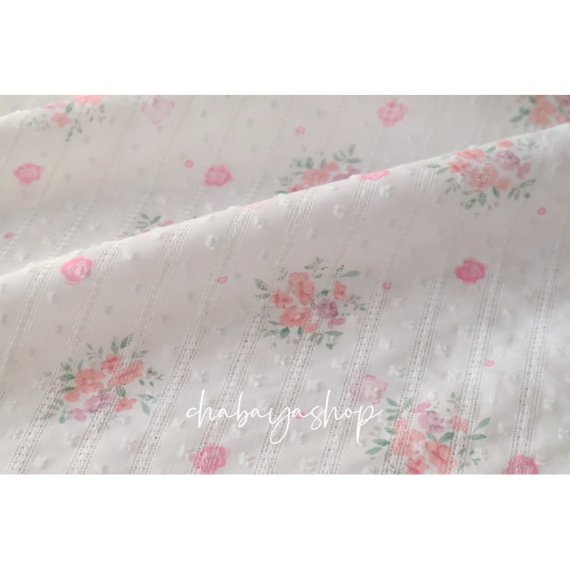 ผ้าฝ้ายฉลุลายเนื้อนิ่ม คอตตอน100% ผ้าวัดขายเป็นหลา สินค้าพร้อมส่ง