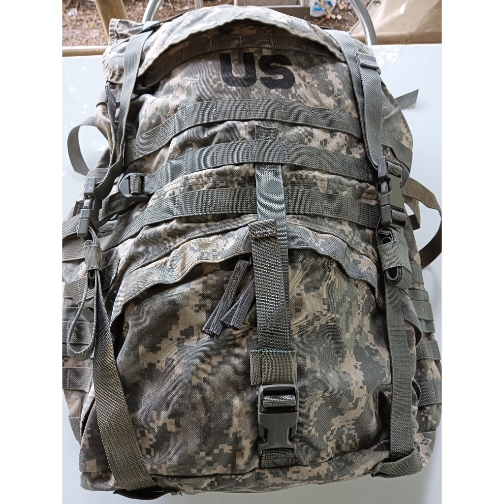 กระเป๋า เป้ทหารของหน่วยSpecialty Defense US แท้ 100 เปอร์เซ็นต์ เฉพาะกระเป๋าไม่รวมโครงไฟเบอร์